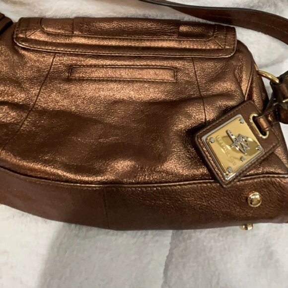 B Makowsky Genuine Leather Purse NWT - Picture 3 of 12